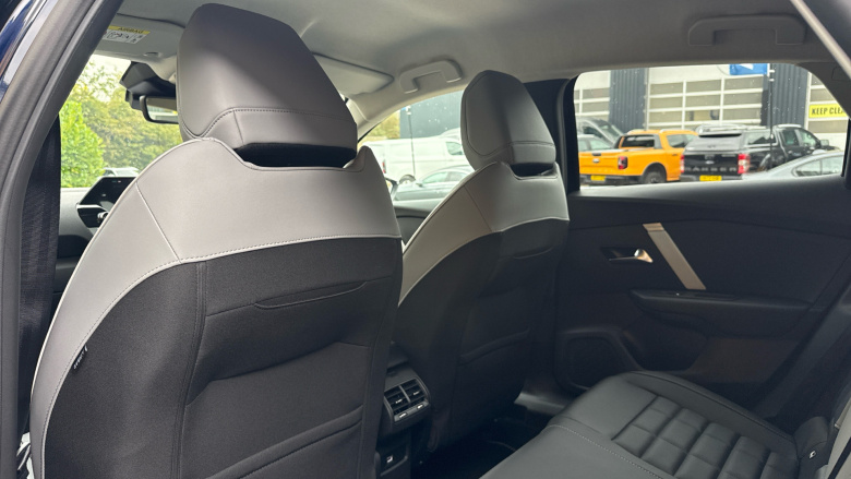 Citroen C4 1.2 [130] Max 5dr Auto Petrol Hatchback